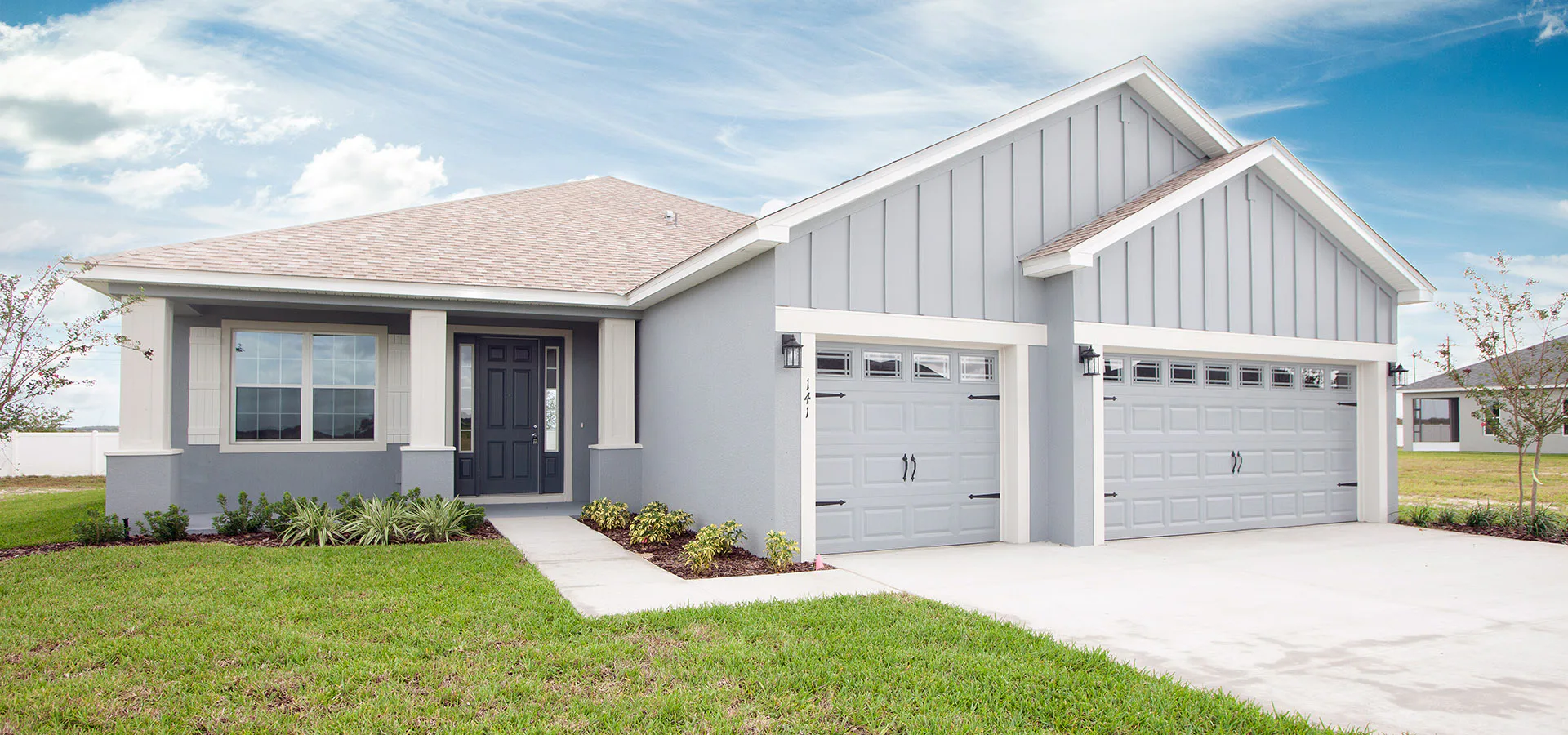Craftsman style exterior of a Lake Alfred home