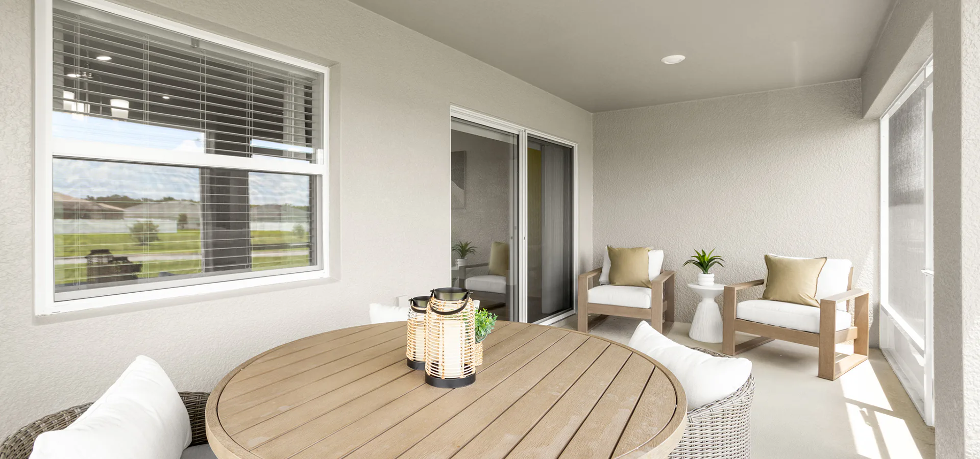 Screened lanai on a new construction home in Lakeland