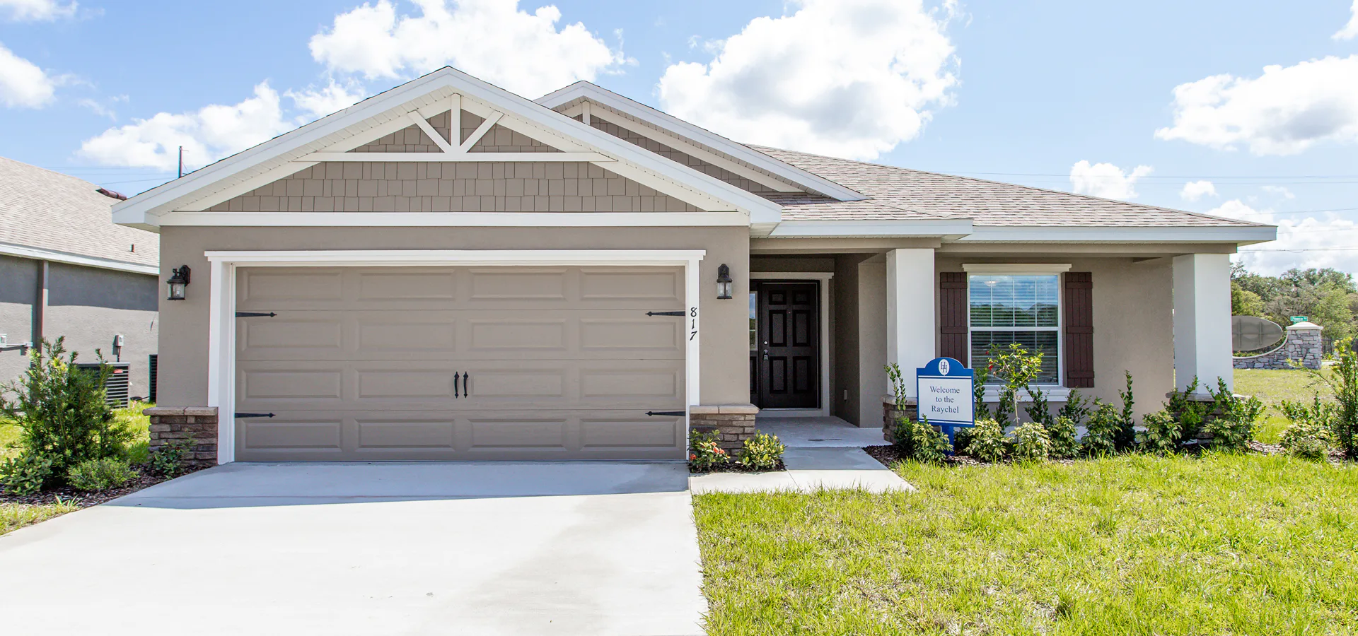 Exterior of the Raychel by Highland Homes in Lakeland