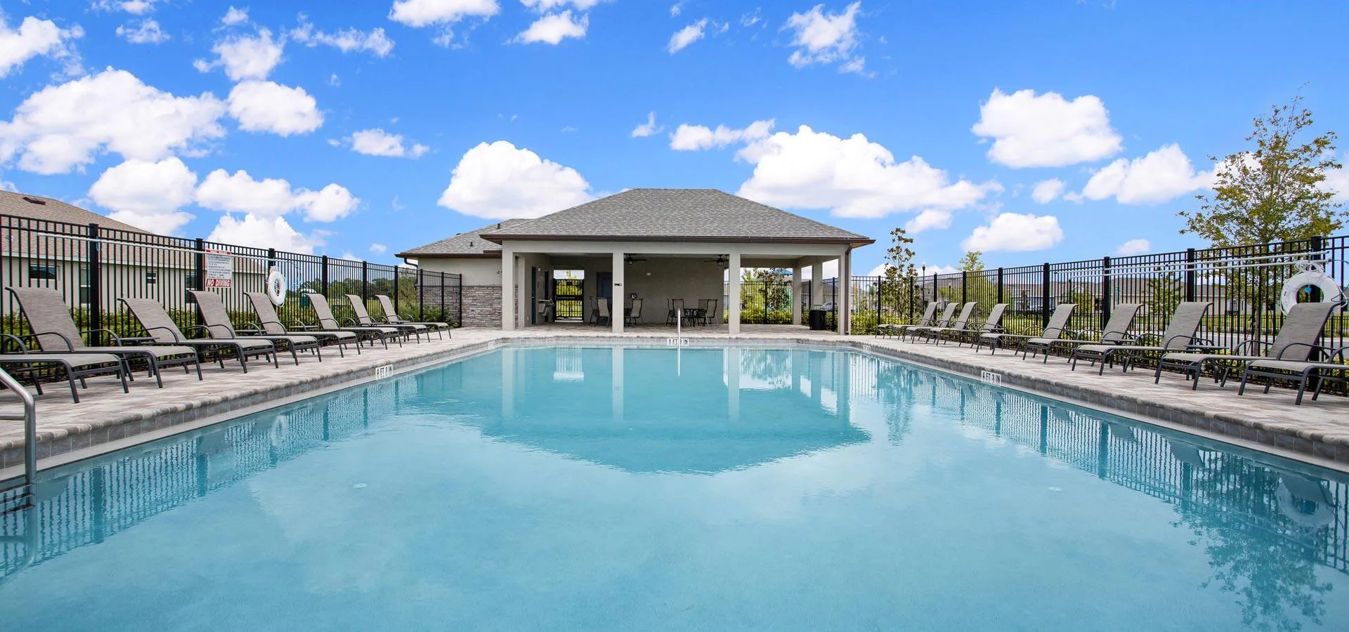 Resort-style swimming pool for Siena Reserve community
