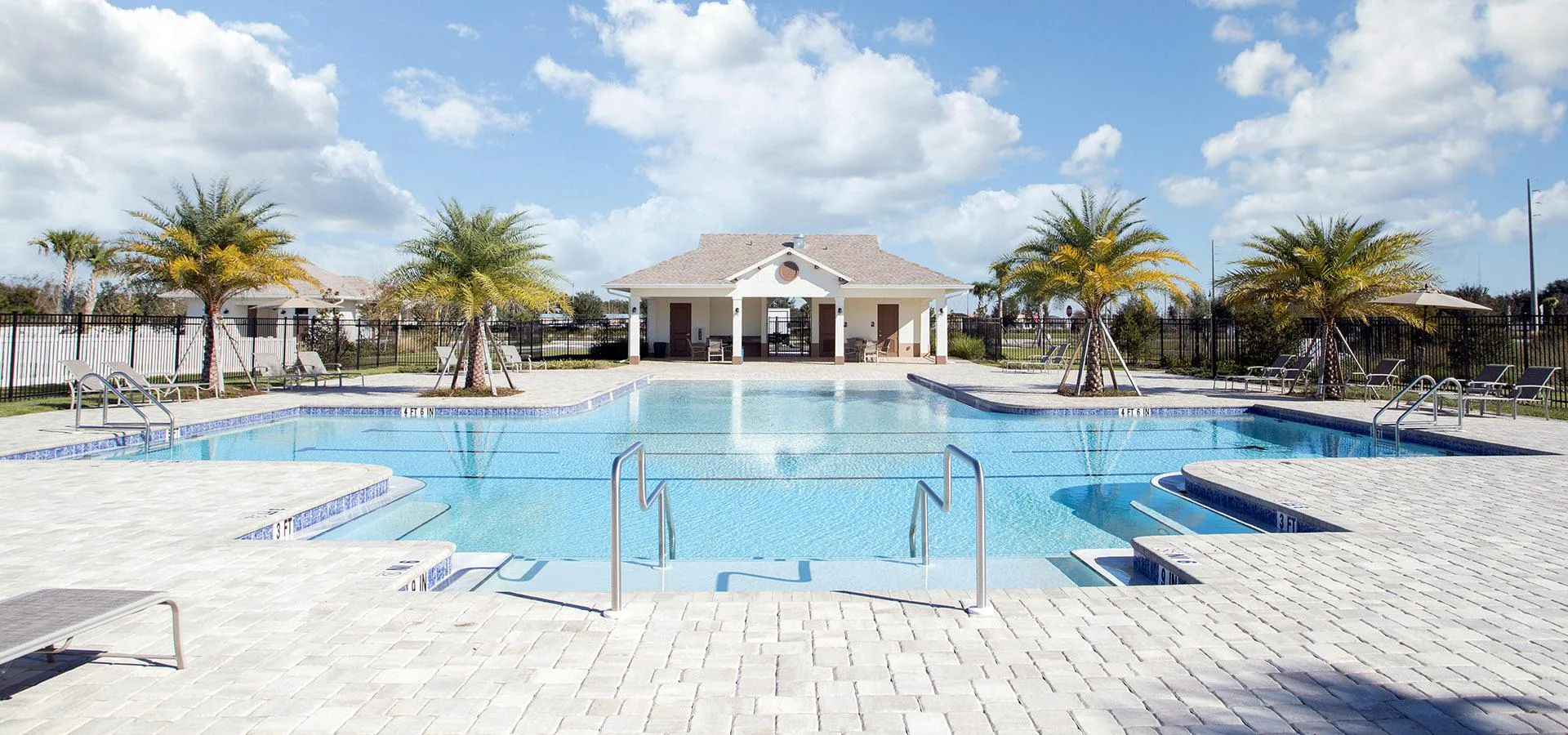Swimming pool amenity at Stonebridge at Chapel Creek