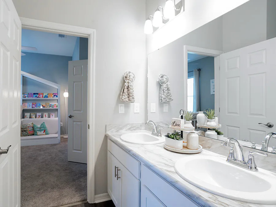 Room Shelby - Jack-and-Jill Bath Page