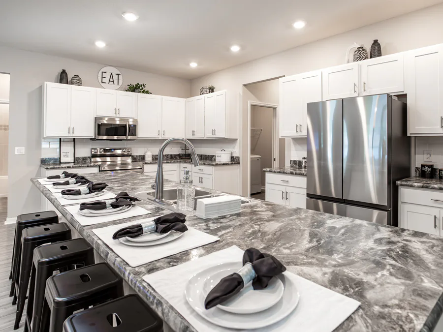 Room Summerlyn - Kitchen Page