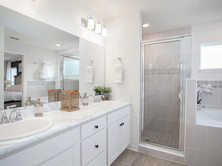 Room Parker - Owner's Bath Page