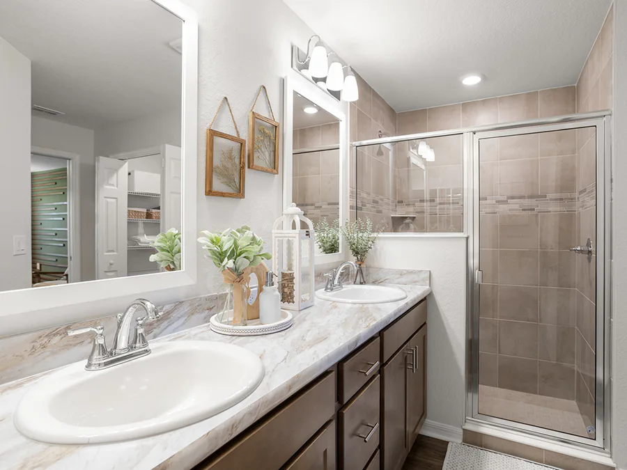 Room Serendipity - Owner's Bath Page