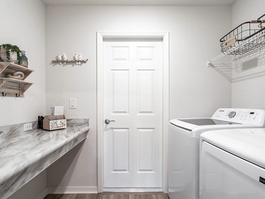 Room Raychel - Laundry Room with Drop Zone Page