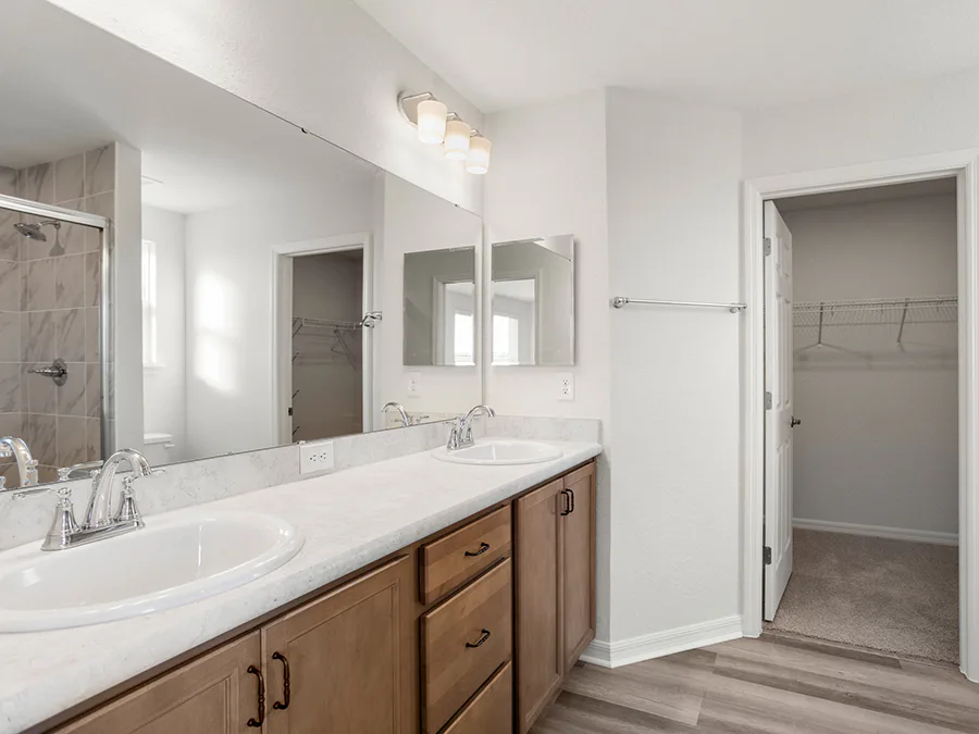 Room Wesley II - Owner's Bath Page