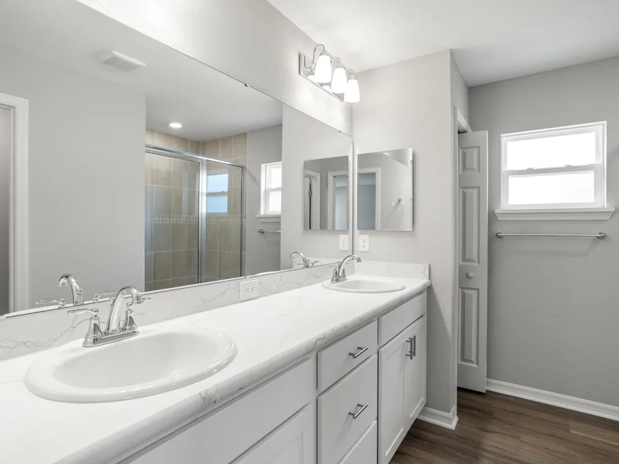 Room Begonia-Owner's Suite Bath Page