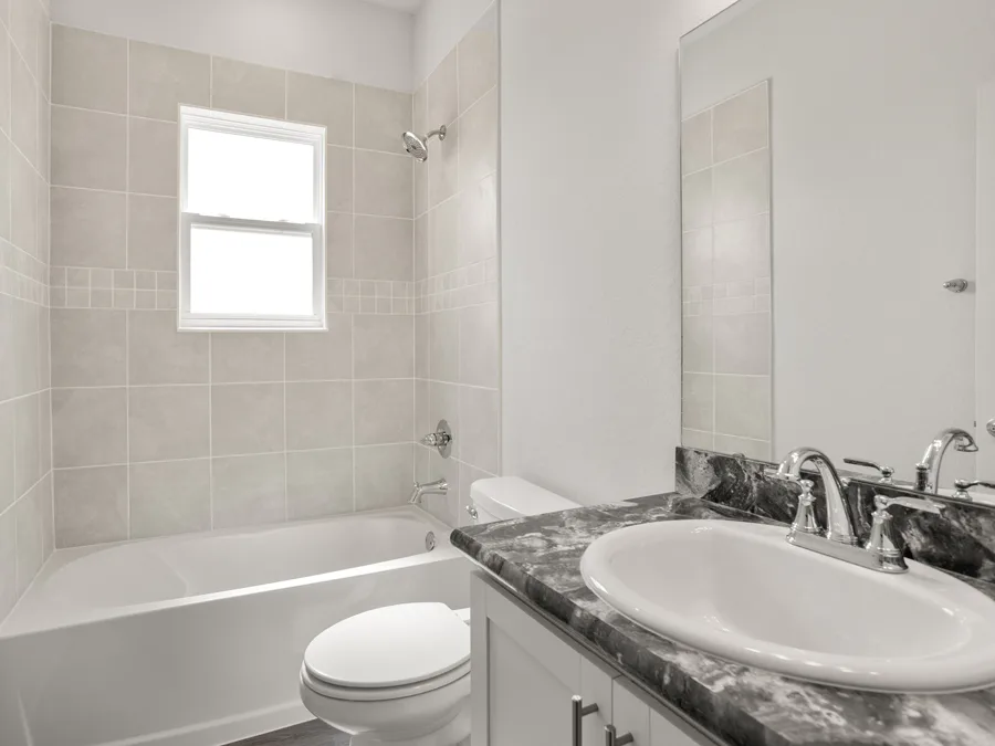 Room Westin II - Hall Bath Page