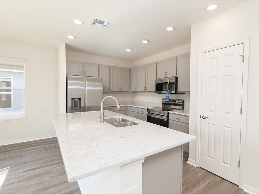 Room Blakely - Kitchen Page