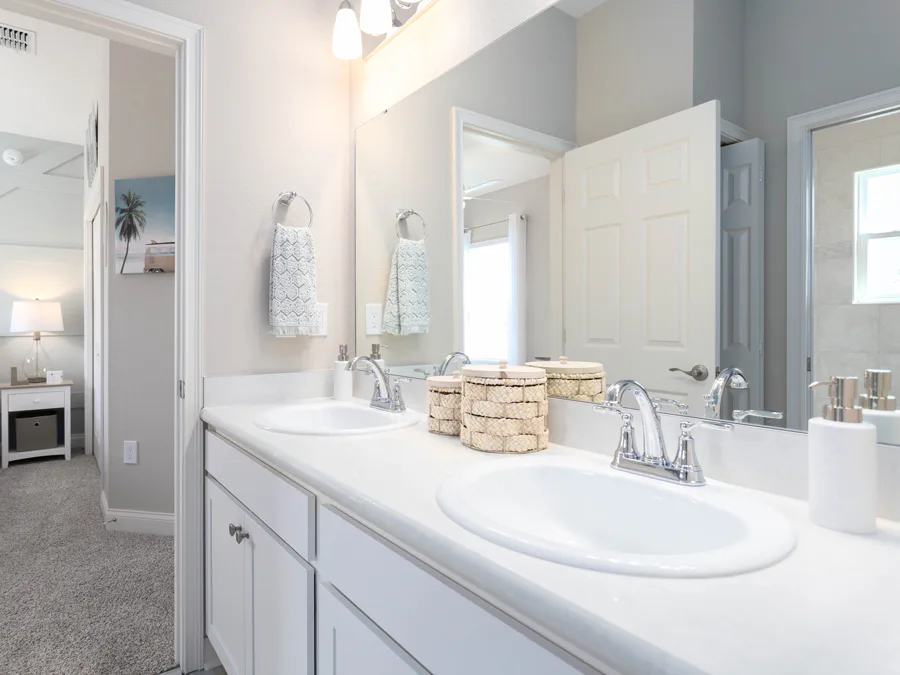Room Shelby - Jack-and-Jill Bath Page
