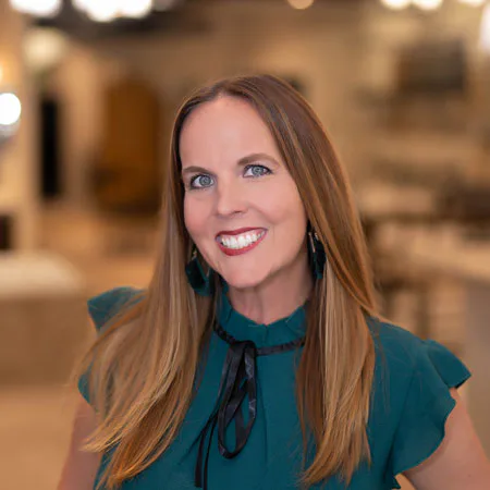 Stacey Antonakos-Perez