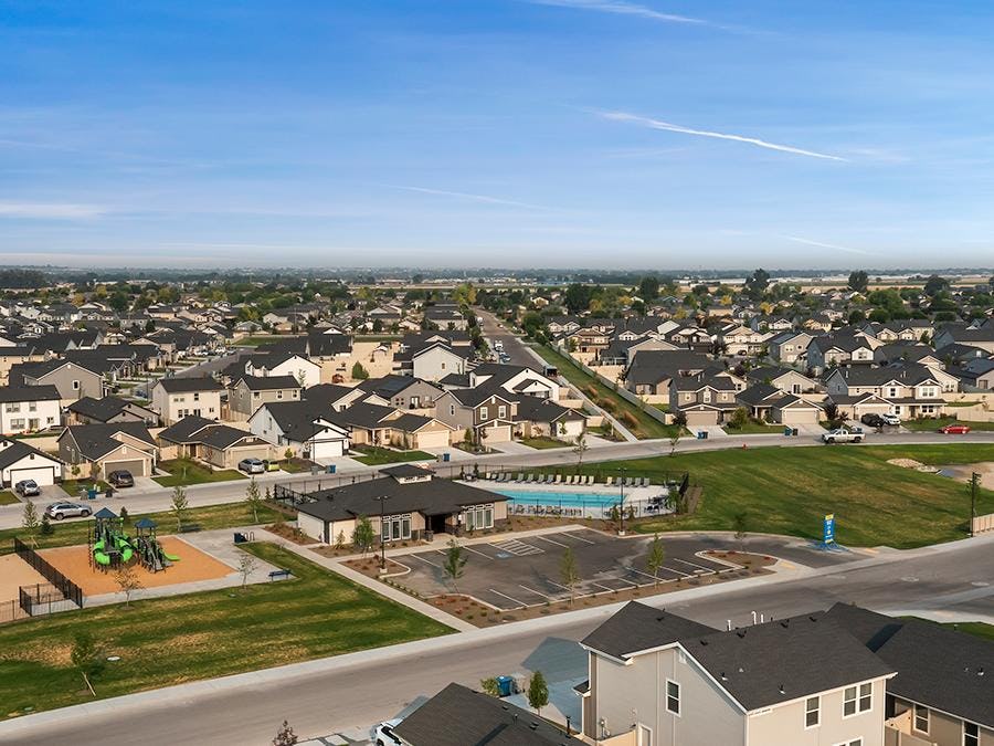 Adams Ridge by Hubble Homes