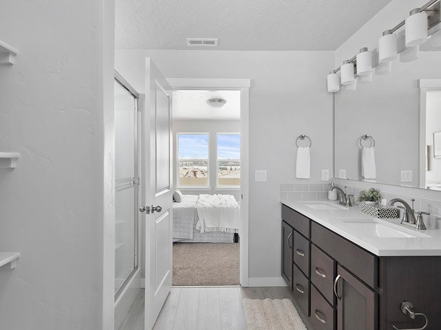 Mason Creek by Hubble Homes