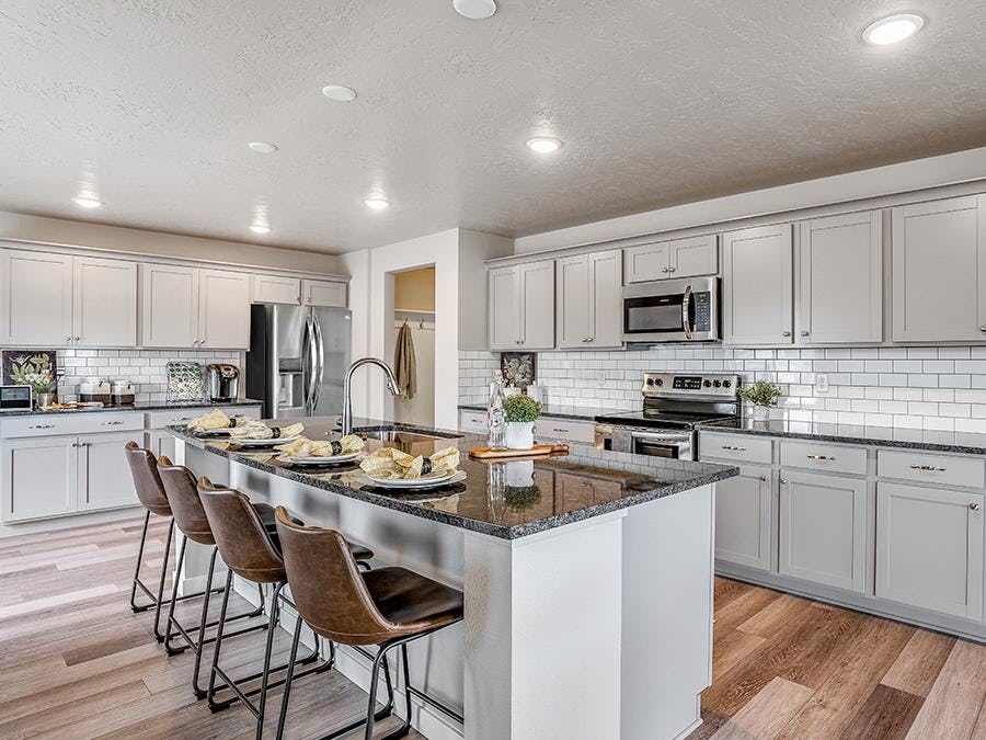 Mason Creek by Hubble Homes