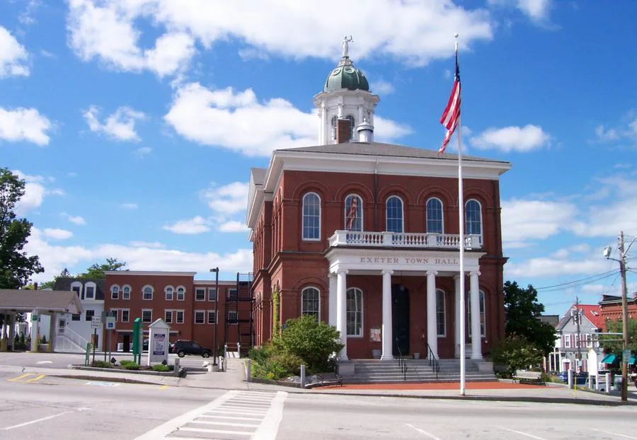 Exeter_Town_Hall.jpg