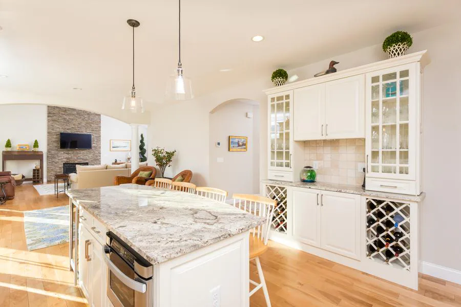 Kitchen1.jpg